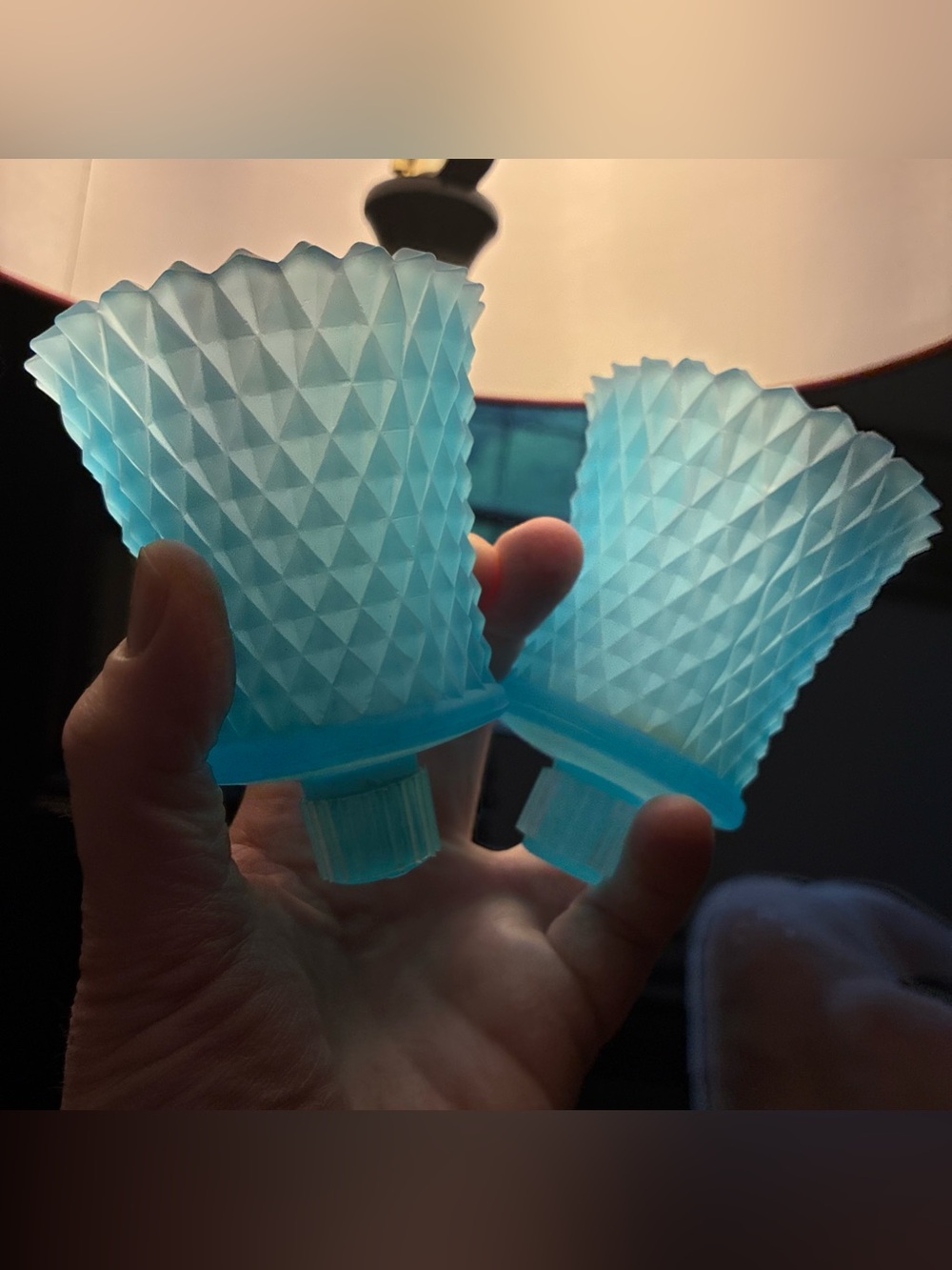 VTG HOMCO Blue Hobnail Glass Peg Votive Candle Holder Set of 2 Sconce Inserts